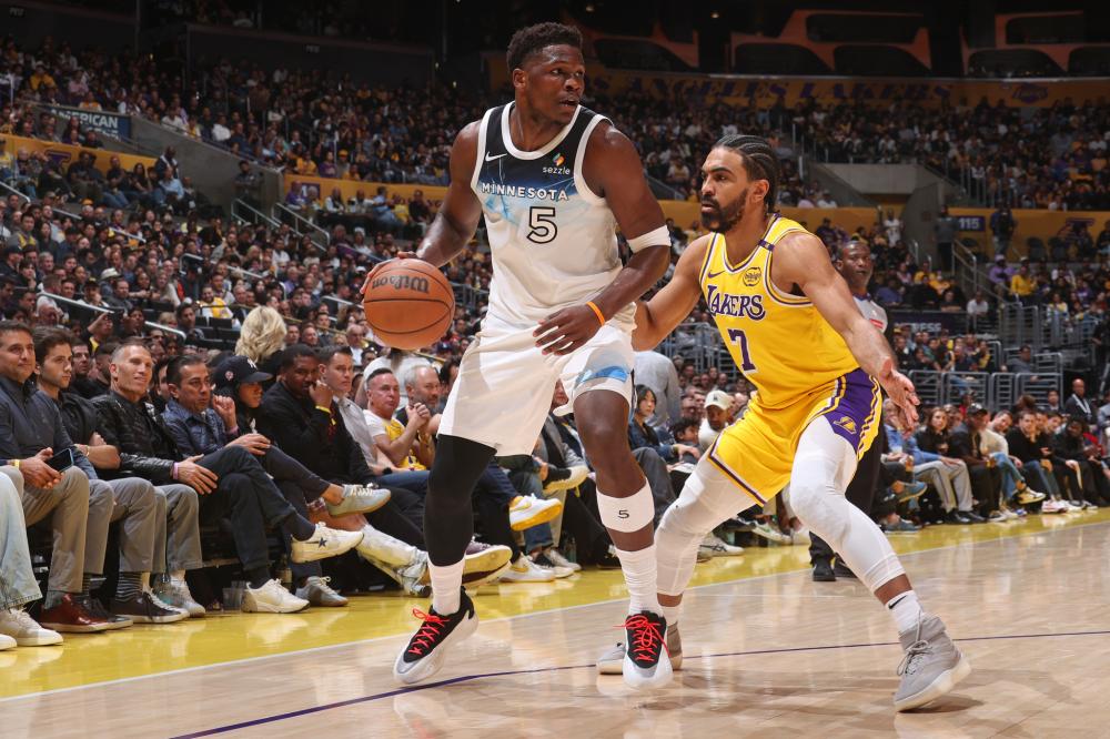 尤其是中场 尤其是中场