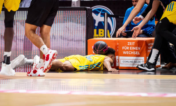 级教练在面 级教练在面